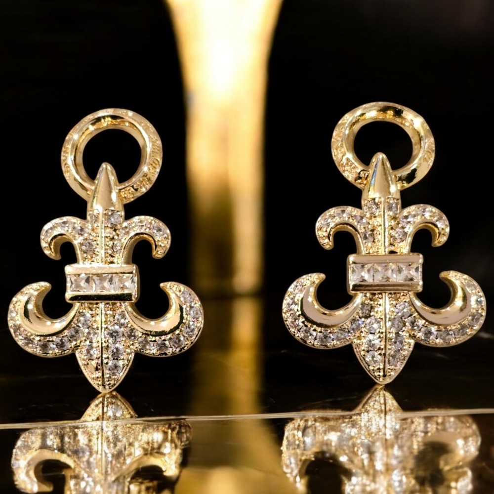 Gold Fleur-de-Lis Crystal Drop Earrings - Brand Unspecified